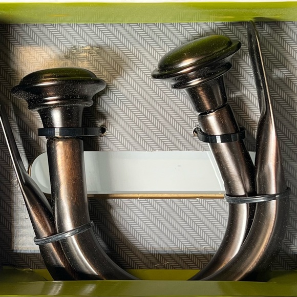 NWT Threshold Decorative Drapery Curtain Holdbacks OIL-RUBBED BRONZE FINISH - Picture 4 of 4